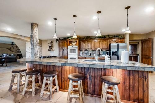 Leeds Lodge Getaway