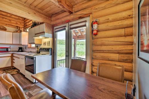 Cabin With Fire Pit, Views And Bbq, 18 Mi To Moab!