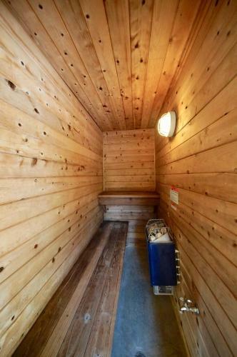 Pack Creek ~ Lodge Suite