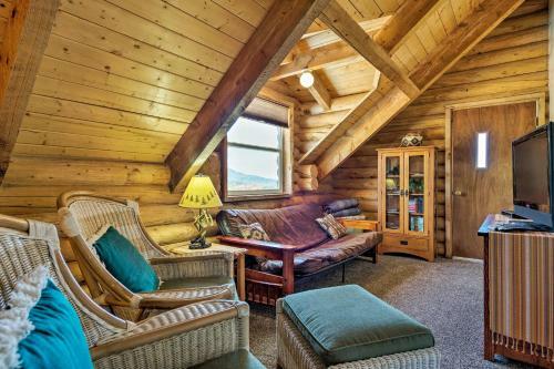 Pet-friendly Moab Cabin With Mtn Views And Bbq!