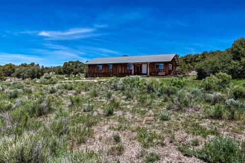 5-acre Sunset Cabin With Firepit, 18mi To Moab