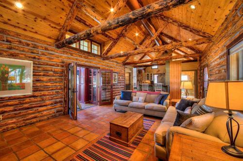 Pack Creek Ranch Less Than 15 Miles To Downtown Moab!
