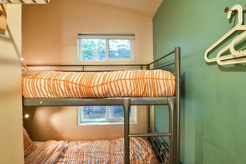 West 4 - Kokopelli West Studio. Downtown Location