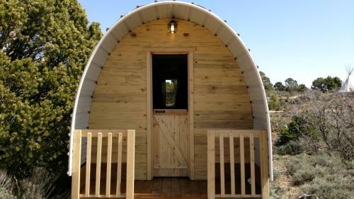Western Covered Wagon