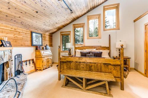 Aspen Retreat