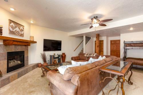 21 Trailside Court