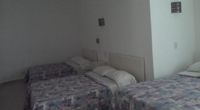 Hotel Morales Inn