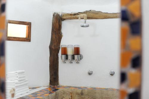 Zamas Hotel