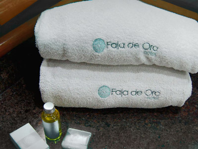 Hotel Faja De Oro