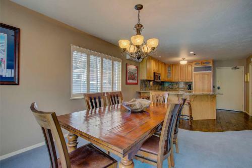 Family Condo On Main Street
