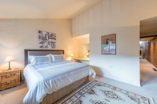 Park Avenue Hide Out By Casago