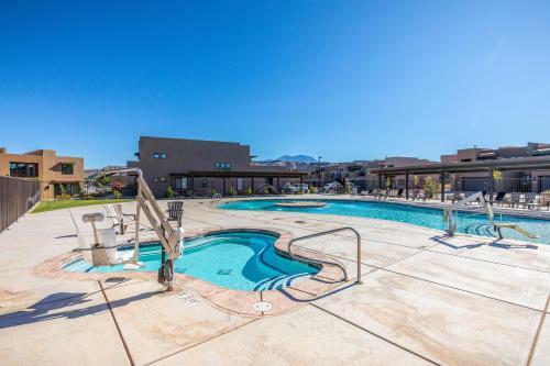 Villa Red Rock & Turned Wood Escape