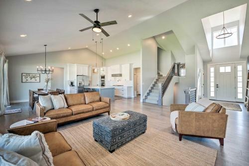 Modern Group-friendly Home, 15 Mi To Dtwn Slc