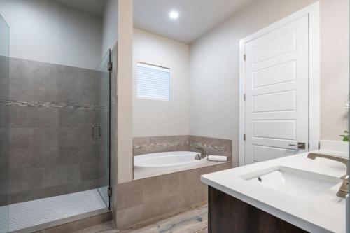 64 Pool Oasis At Ocotillo Springs With Private Pool