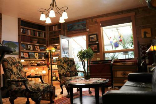 River Stone Inn