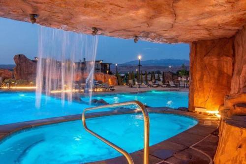 Apartamento Luxury Condo And Heated Pool