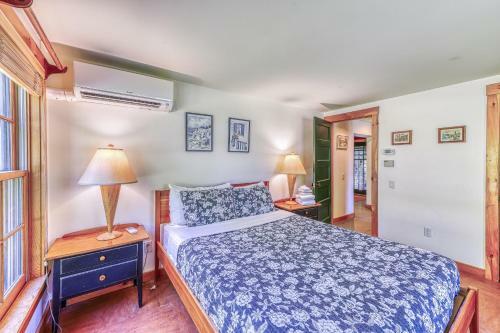2 Bed 2 Bath Vacation Home In Charlotte