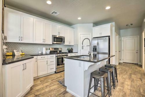 St George Area Townhome With Patio And Pool Access