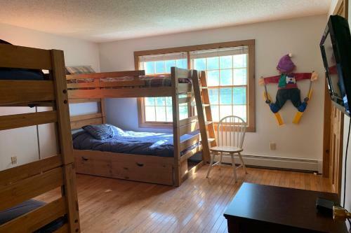 4 Bed 3 Bath Vacation Home In Ludlow