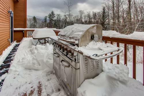 Cortina Mountain Chalet - Outdoor Hot Tub - Minutes To Pico Mountain