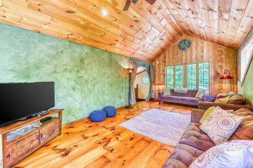 Cole Hill Hideaway