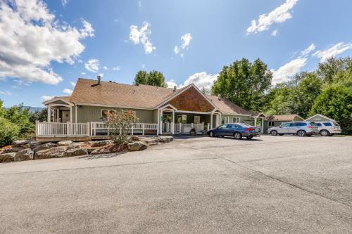 Mountainside Resort: H202