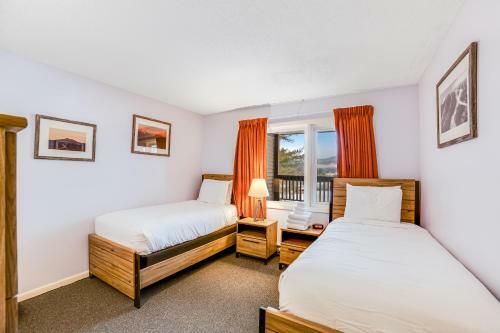 Mountainside Resort III