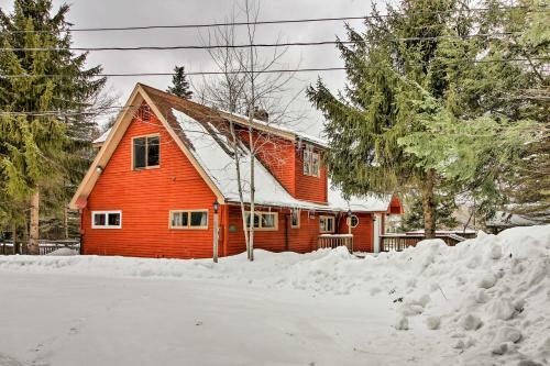 Vermont Getaway With Deck - 6 Miles To Mt Snow!