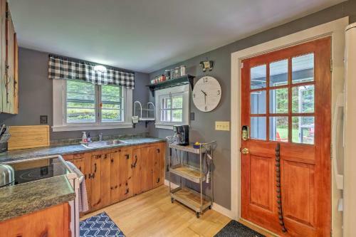 Charming Wilmington Cabin, 8 Mi To Mt Snow!