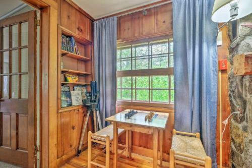 Charming Wilmington Cabin, 8 Mi To Mt Snow!