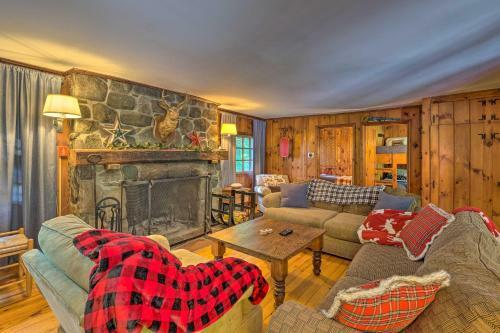 Charming Wilmington Cabin, 8 Mi To Mt Snow!
