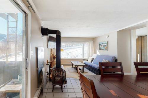 Trailside Retreat