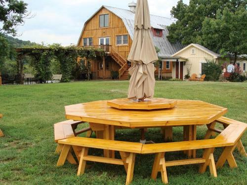 South River Highlands Country Retreat