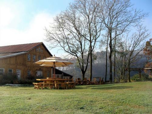 South River Highlands Country Retreat