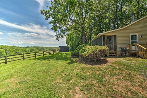 Cozy Rixeyville Cottage With Deck, Grill, And Stabling!
