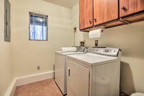 Large Hillside Home With Spacious Deck And Game Room!