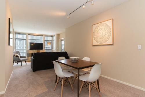 Aparthotel Kasa Seattle Bellevue Apartments