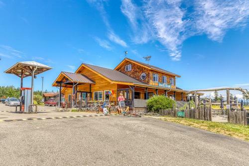 Rustic Guemes Beach Cabin