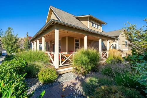Cabernet Cottage #8