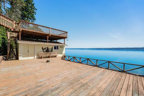 Hook & Cook Beach House