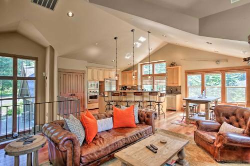 Large 7th Heaven Lodge On Suncadia Golf Course!