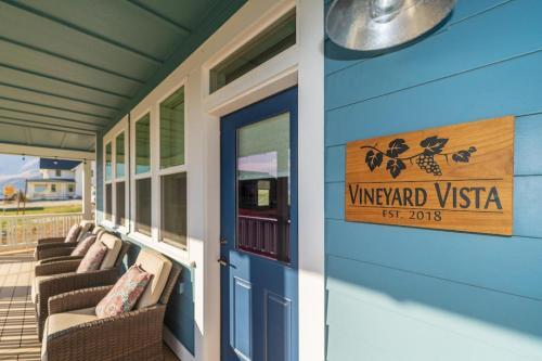Vineyard Vista #92