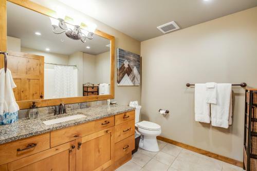 Trail Head Lodge # 302