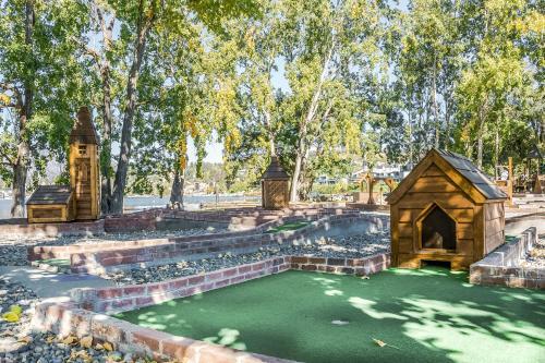Wapato Point Lakeside Delight 509b