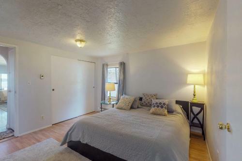 3 Bed 2 Bath Vacation Home In The Olympic Peninsula