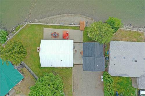 Lake Level Cottages