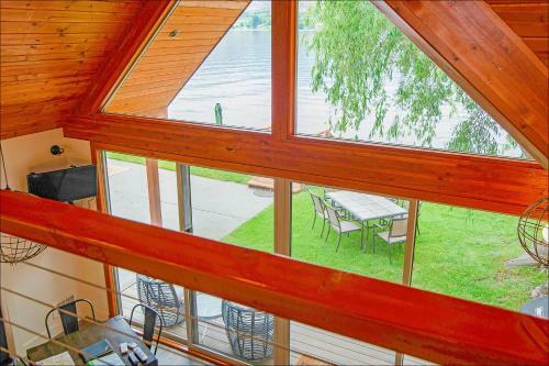 Lake Level Cottages