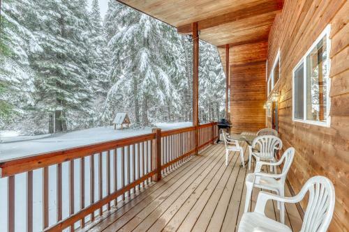 Elk Tracks Lodge
