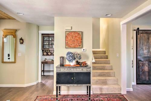 Rejuvenating Poulsbo Home With Meditation Space