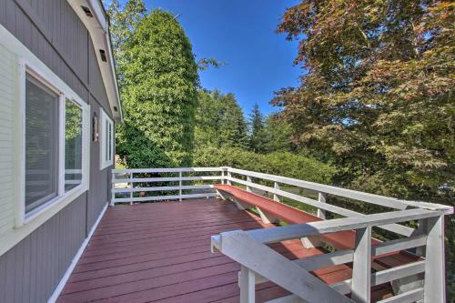 Cute Cottage With Deck, Walk To Brewery And Cafe!